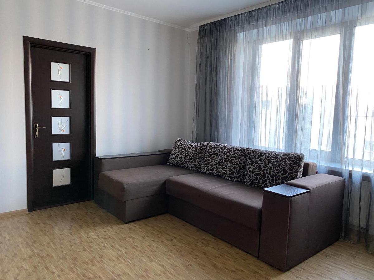 Podillia Modern Apartment Виниця Екстериор снимка
