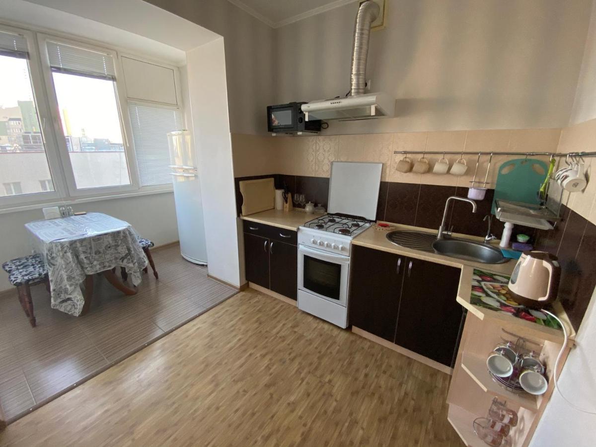 Podillia Modern Apartment Виниця Екстериор снимка